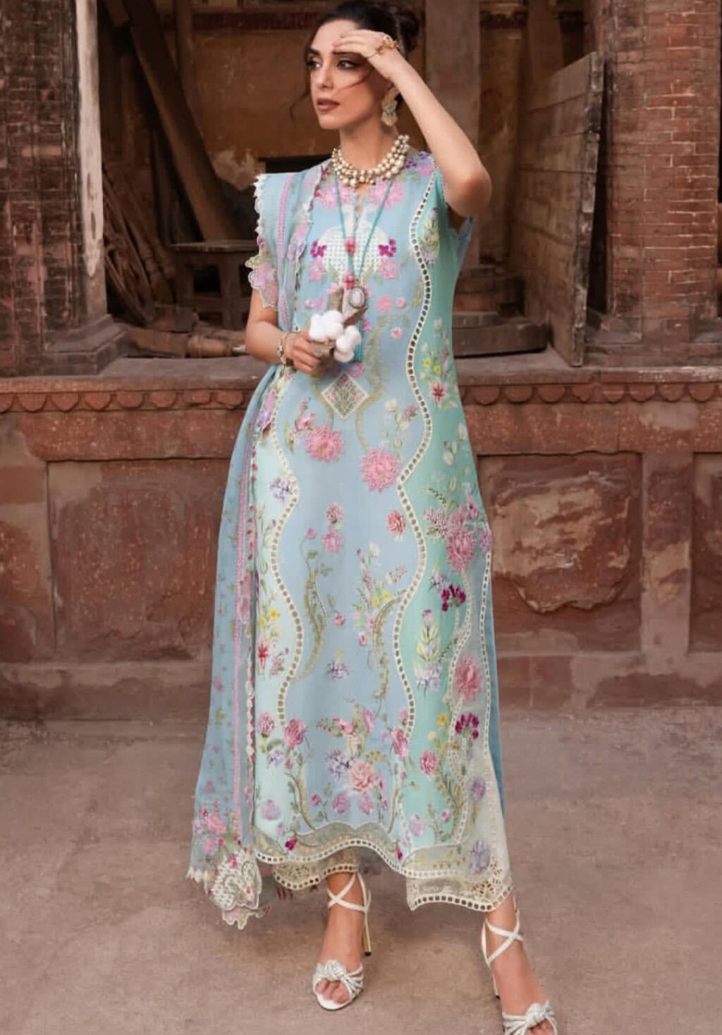 Farshi Shalwar Trend Replaced By Farshi Shirts This Eid