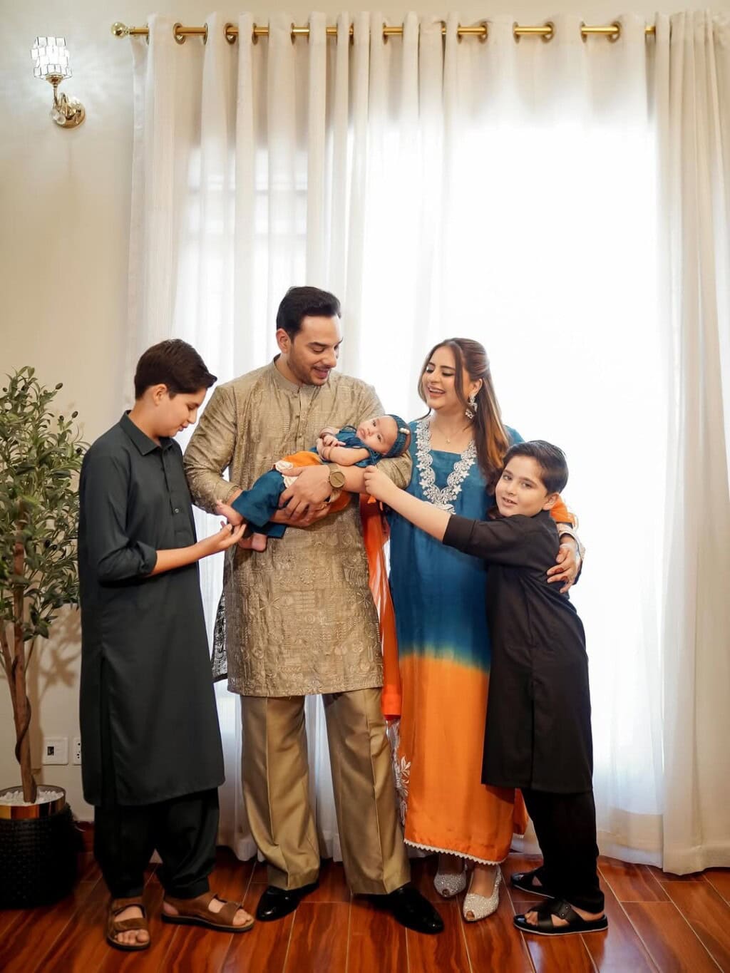 Fatima Effendi & Kunwar Arsalan Family Pictures from Eid Day 1