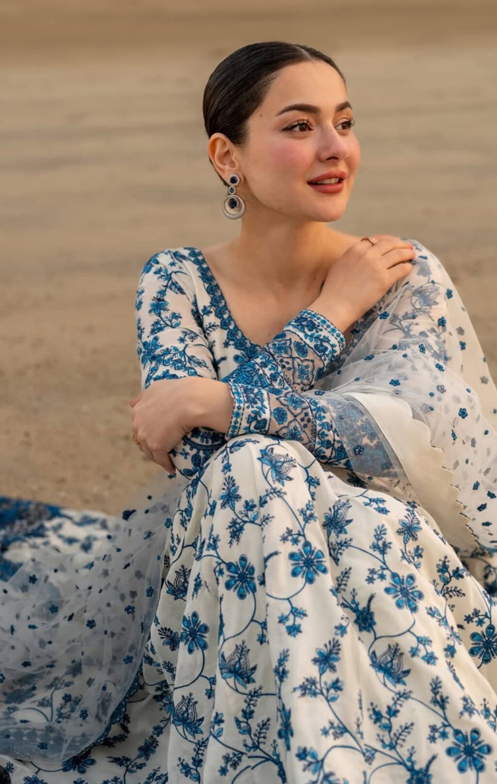 Faysal Quraishi Debates Over Hania Aamir’s Hefty Podcast Charges