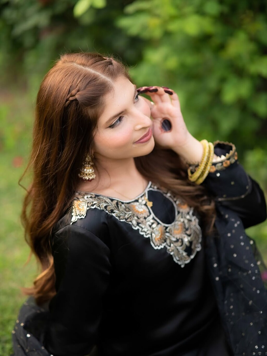 Celebrities Looks From Eid Day 1 - Part 2 Celebrities Looks From Eid Day 1 – Part 2