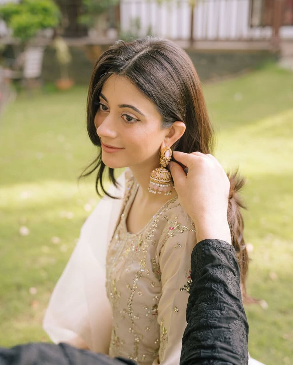 Celebrities Looks From Eid Day 1 - Part 2 Celebrities Looks From Eid Day 1 – Part 2