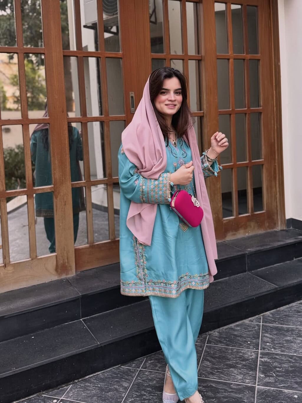 Celebrities Looks From Eid Day 1 - Part 2 Celebrities Looks From Eid Day 1 – Part 2