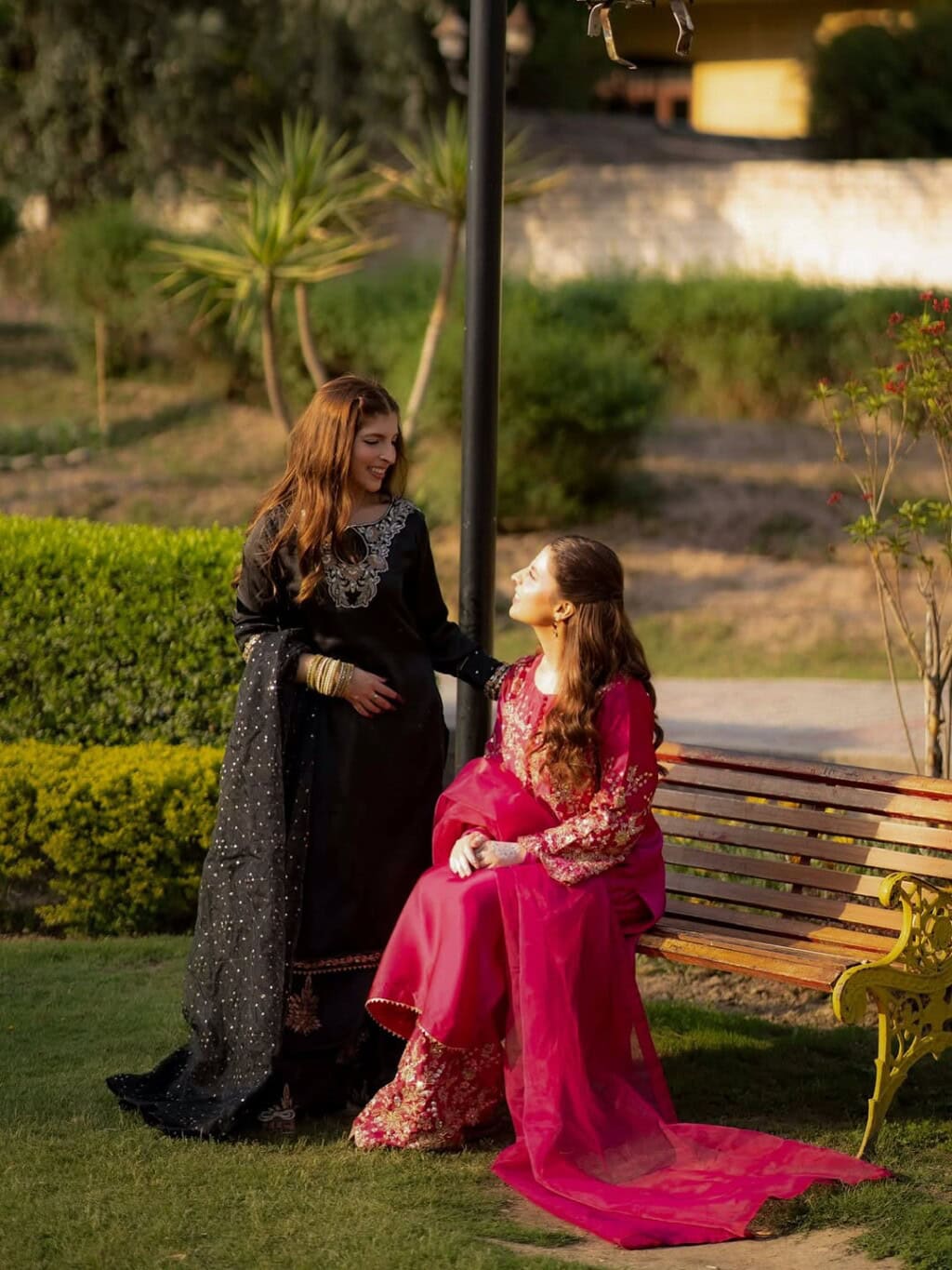 Celebrities Looks From Eid Day 1 - Part 2 Celebrities Looks From Eid Day 1 – Part 2