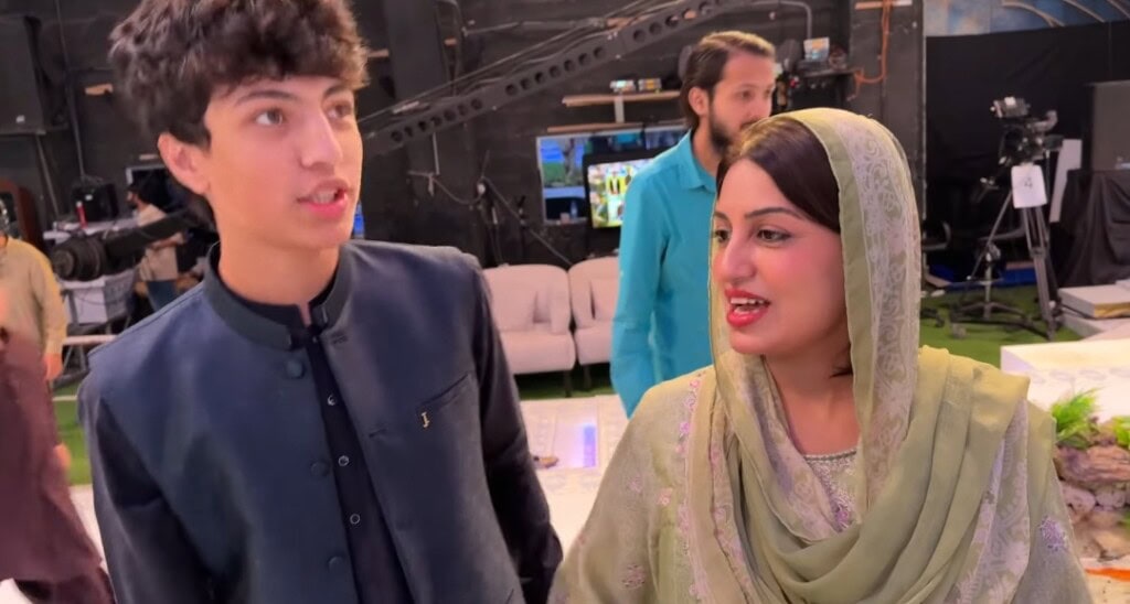 Pehlaj & Farah Iqrar Raid Iqrar ul Hassan’s ARY Office