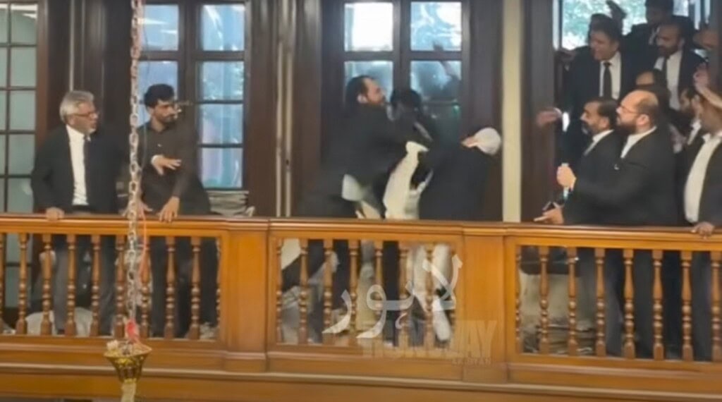 Lahore High Court Lawyers’ Fight Sparks online Debate