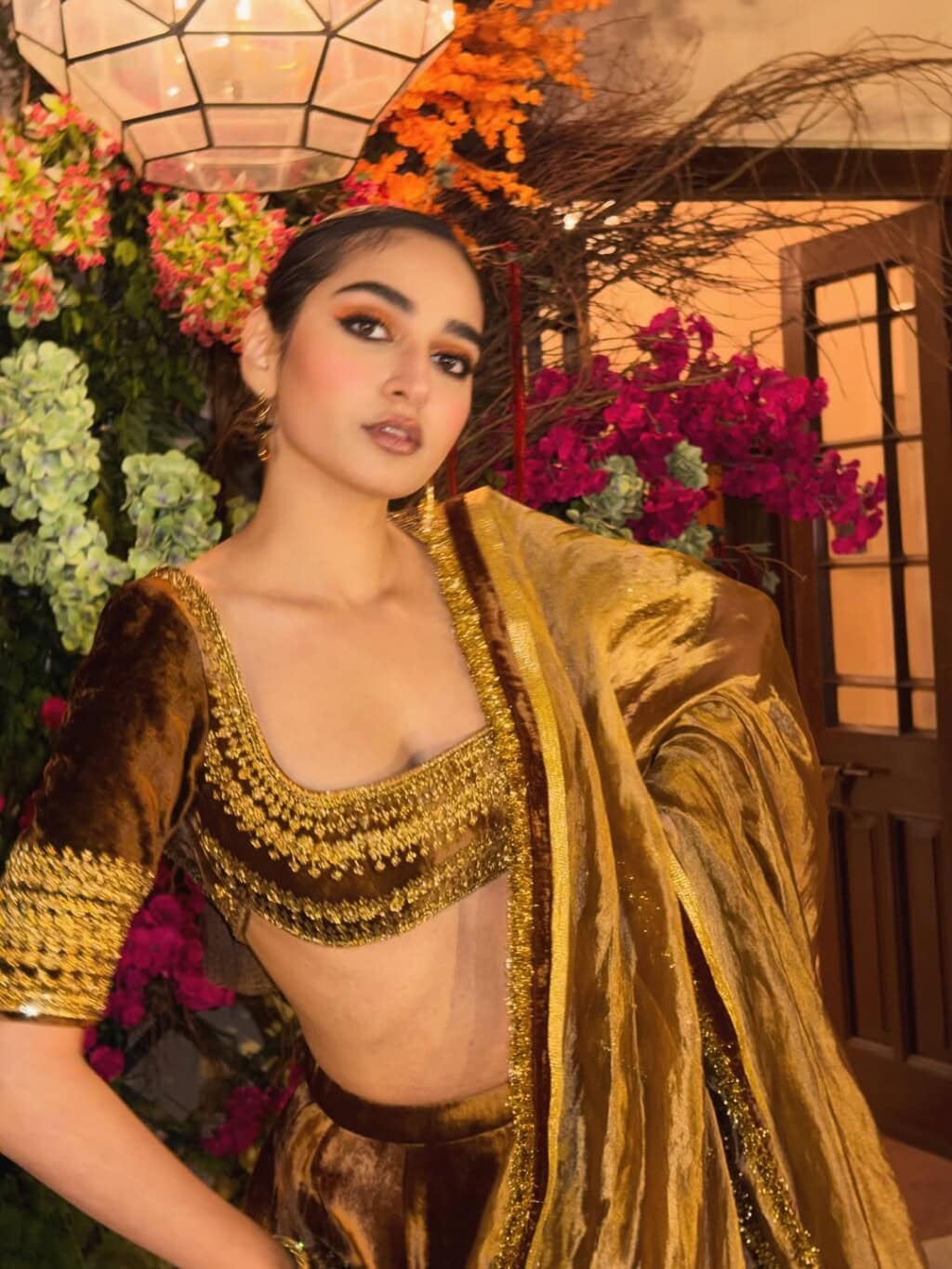 Mamya Shajafar’s Bold Eid  Look Severely Criticized