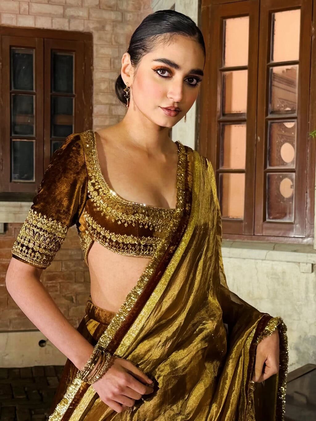 Mamya Shajafar’s Bold Eid  Look Severely Criticized