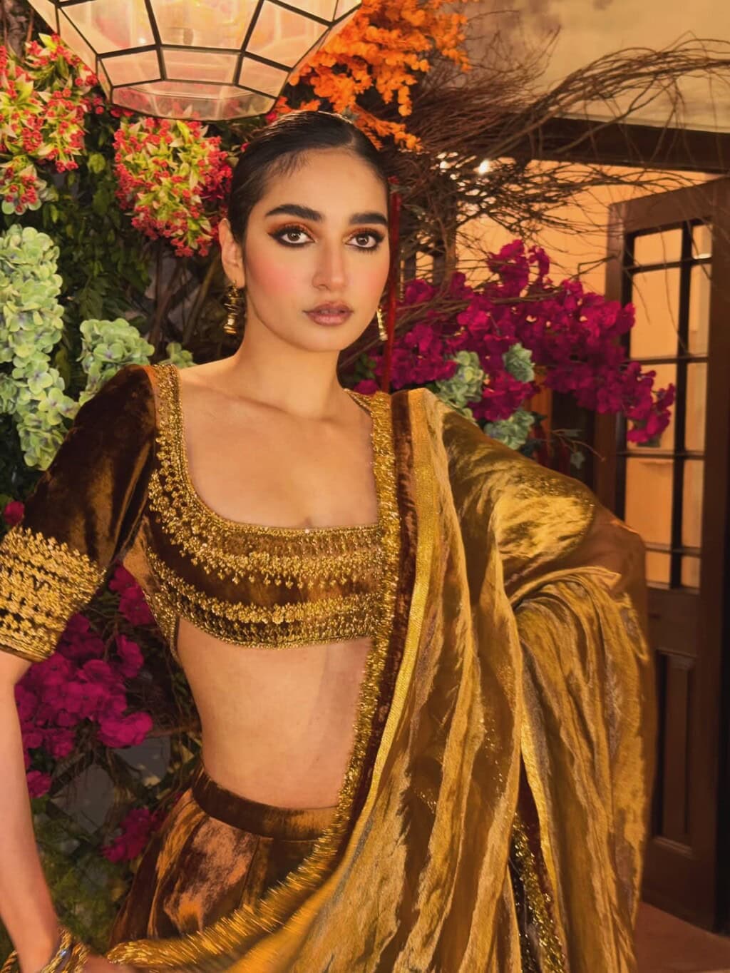 Mamya Shajafar’s Bold Eid  Look Severely Criticized