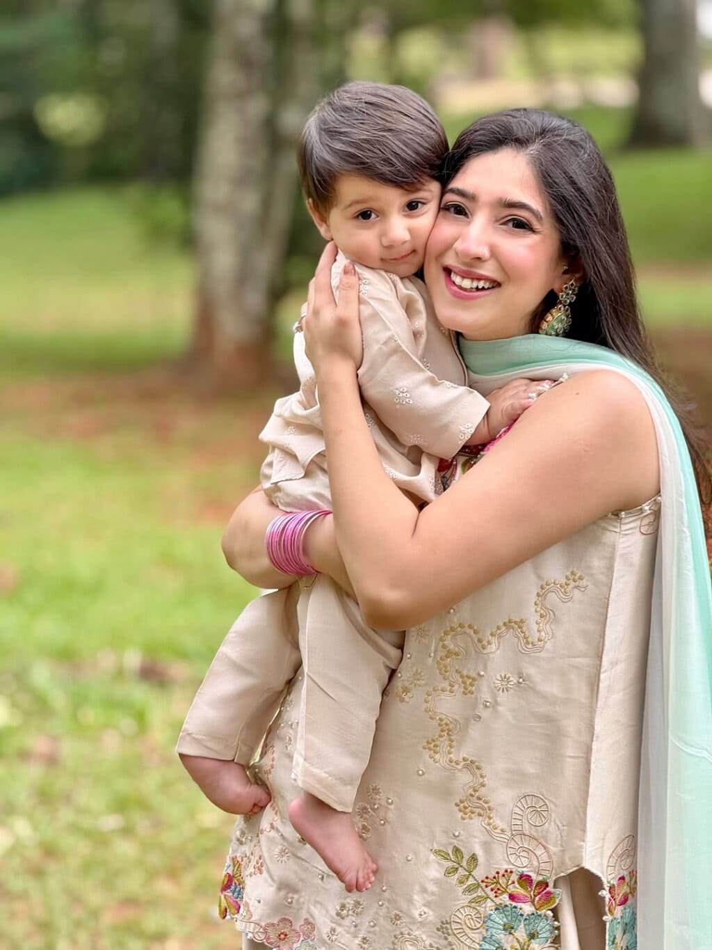 Mariyam Nafees Family Clicks on Eid Day
