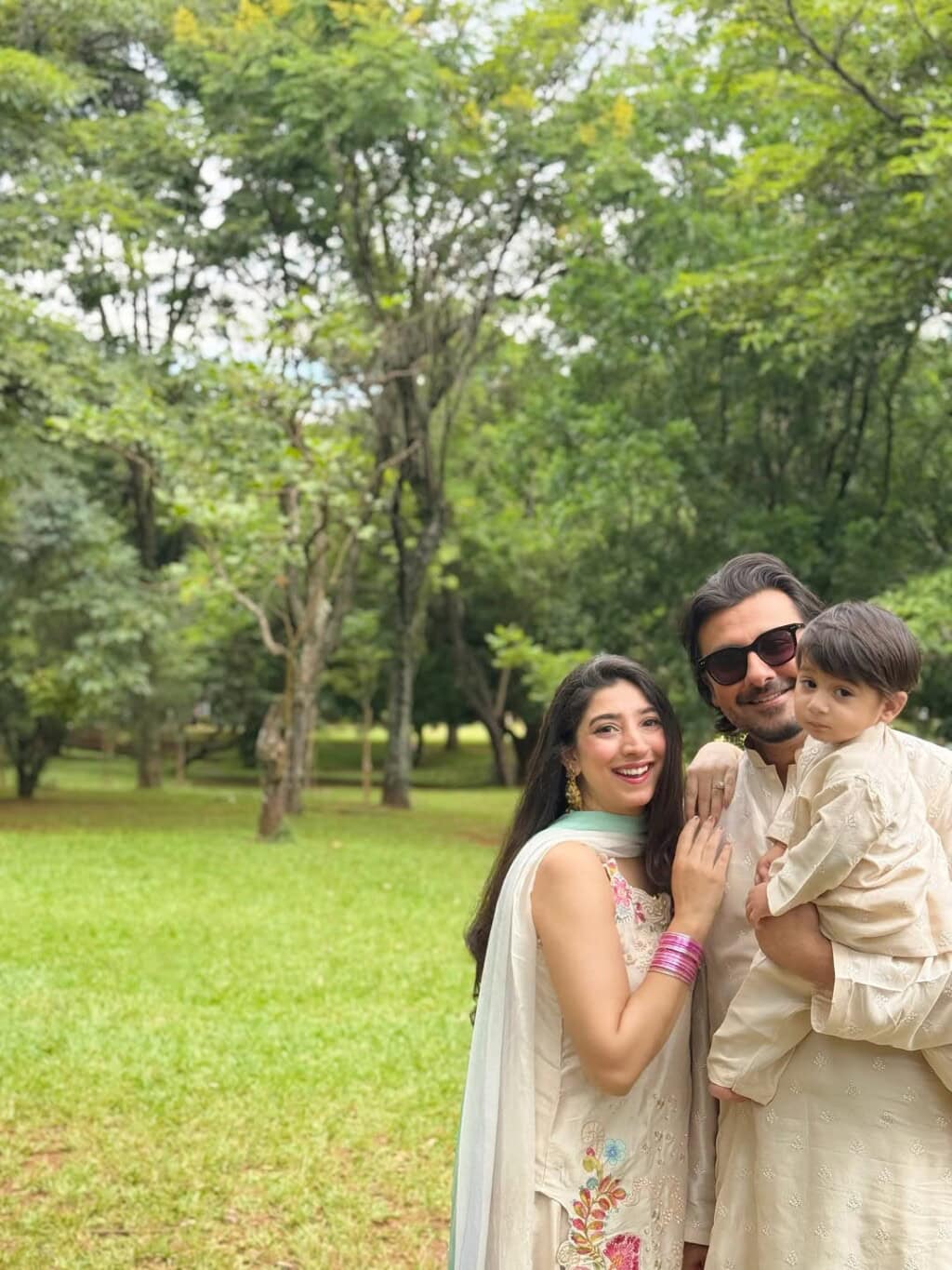 Mariyam Nafees Family Clicks on Eid Day