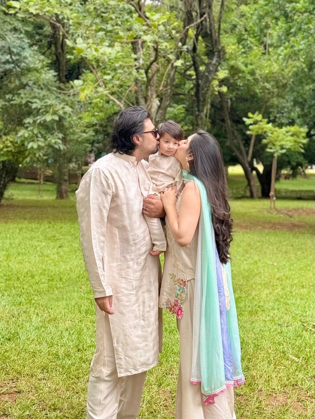Mariyam Nafees Family Clicks on Eid Day