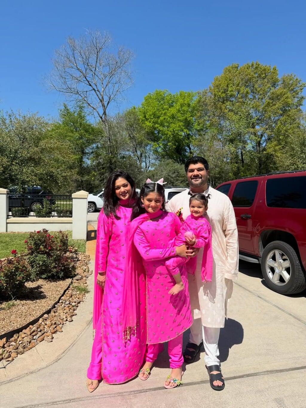 Sanam Jung Shares Family Photoshoot on Eid Ul Fitr 2026