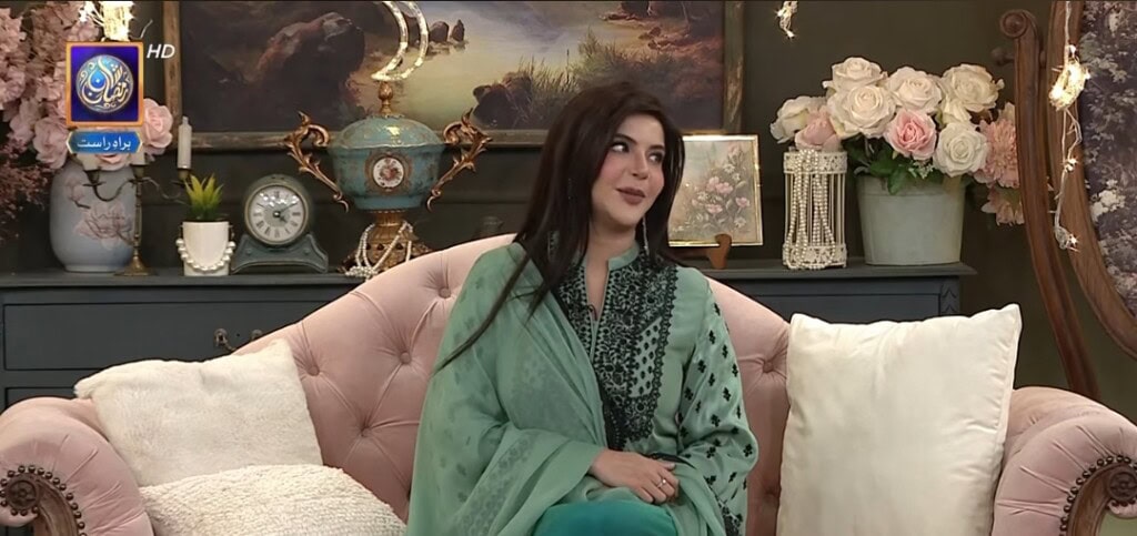 Amna Ilyas Wants Javeria Saud and Nida Yasir to Find Her a Husband