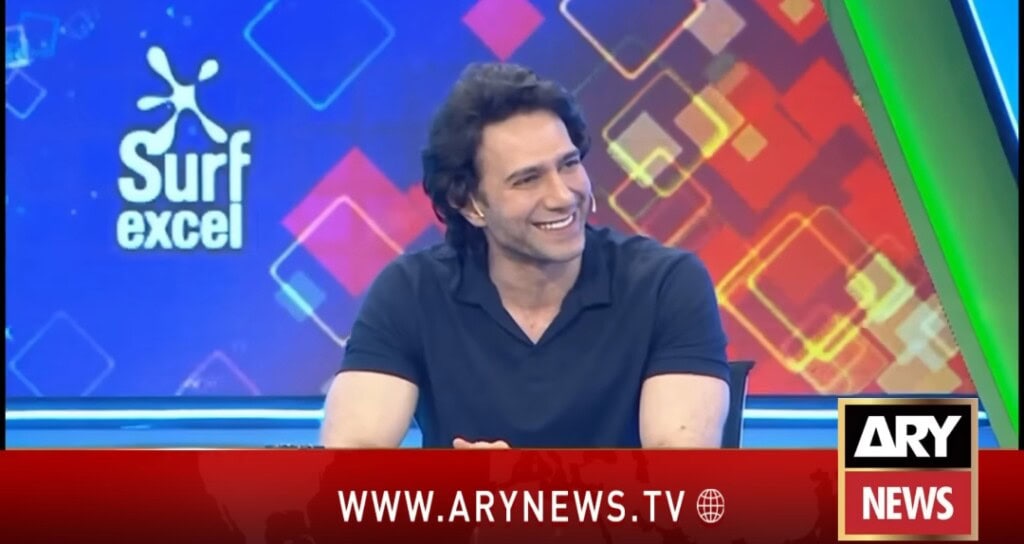 Emmad Irfani on People Comparing Him to Imran Khan