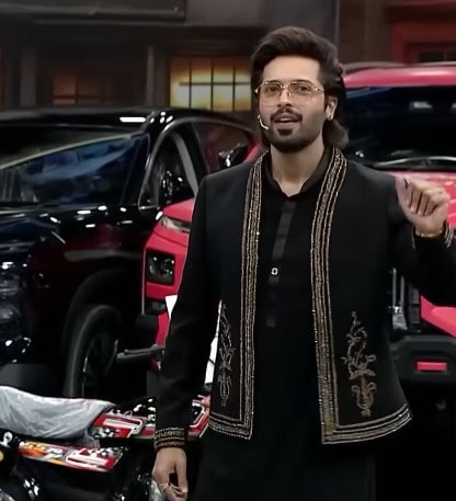 Fahad Mustafa Trolls Kubra Khan’s Changed Hairstyle