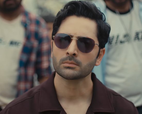 Humrahi Episode 1 – Danish Taimoor Impresses Again