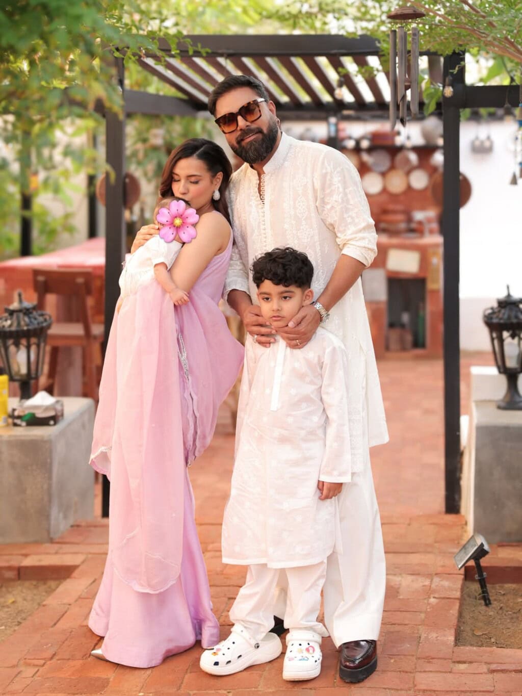 Iqra Aziz & Yasir Hussain Eid Ul Fitr Family Clicks