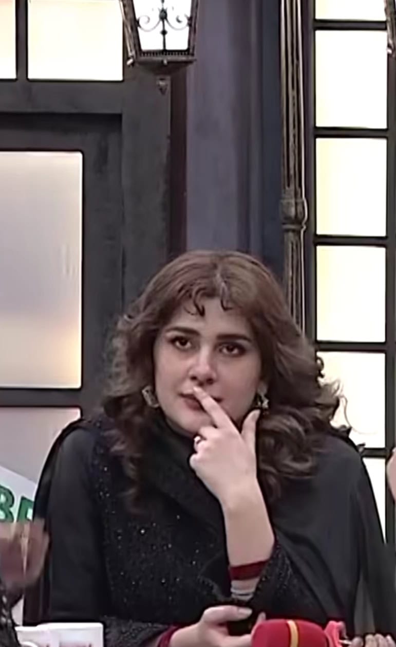 Fahad Mustafa Trolls Kubra Khan’s Changed Hairstyle