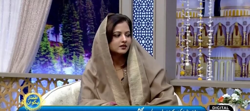 Mizna Waqas Angry at Shoaib Malik After Viral Controversy