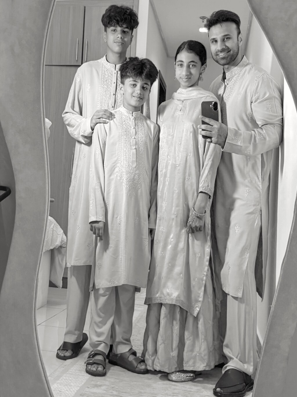 Rahim Pardesi’s First Wife Absence Questioned On Eid