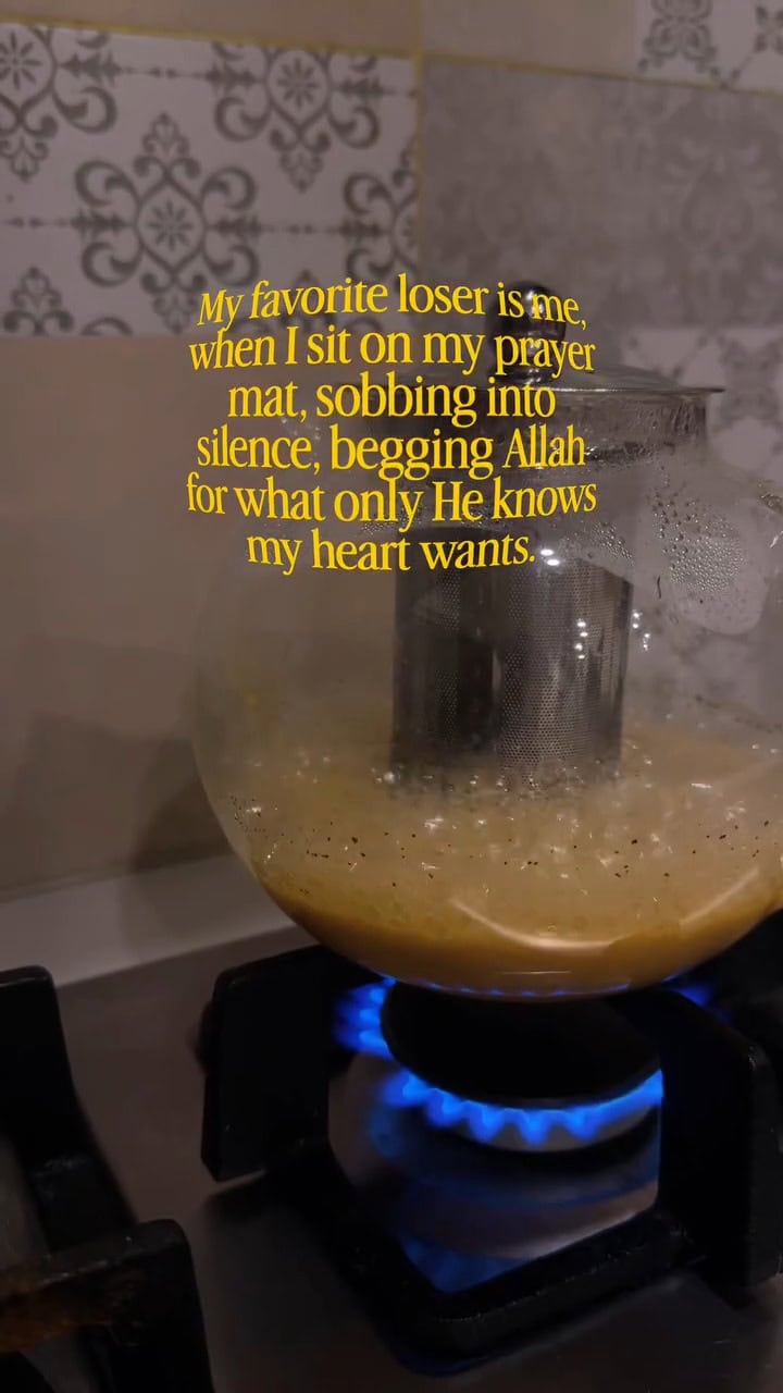 Sahar Hashmi’s Emotional Breakdown Remembering Late Mother