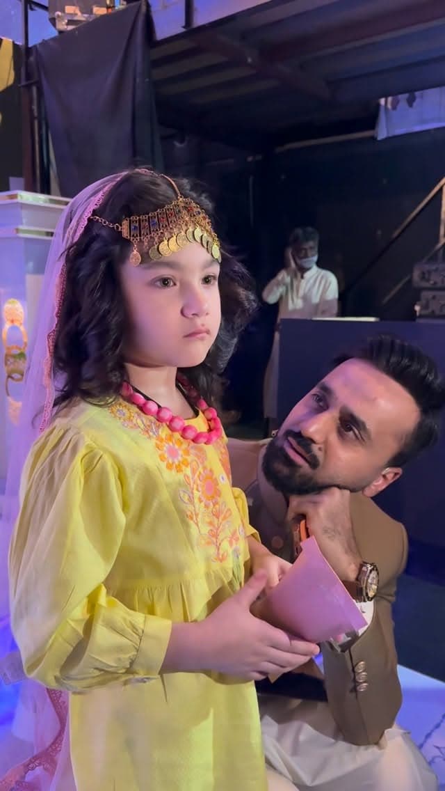 Shiraz & Muskan’s Tearful Goodbye at Shan e Ramazan