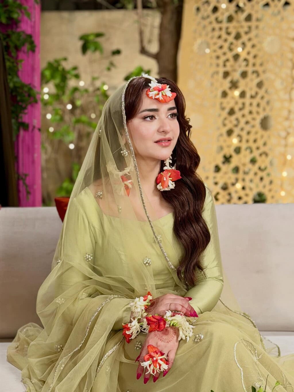 Javeria Saud Trolls Yumna Zaidi – Yumna’s Strong Response