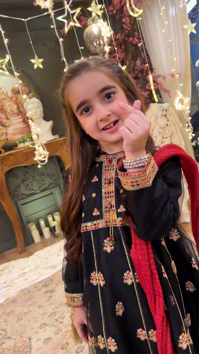 Zartasha Kashif’s Father ries As He Warns Of Legal Action