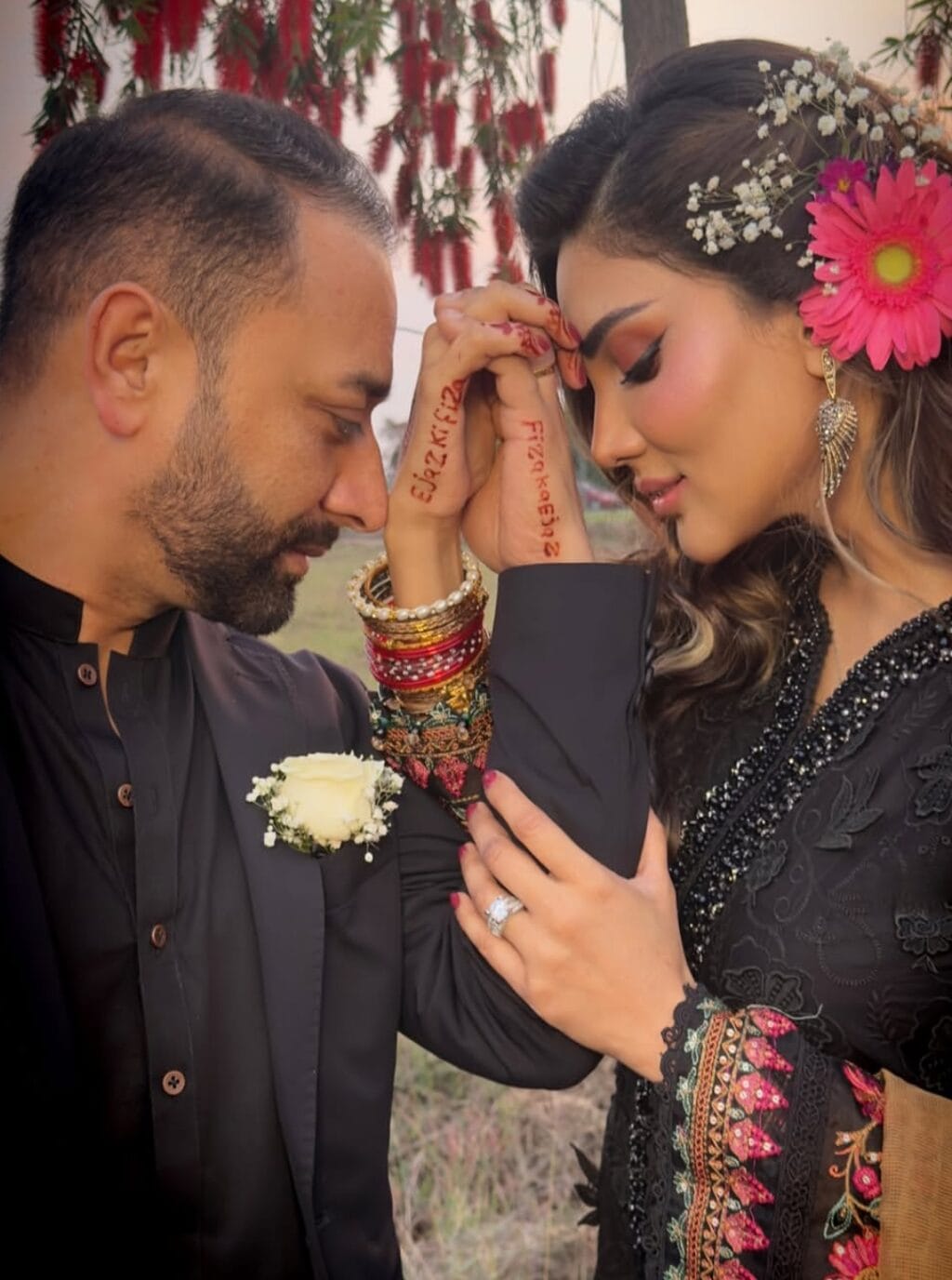 Zhalay Sarhadi Replies to Public Connecting Her to Fiza Ali’s Husband