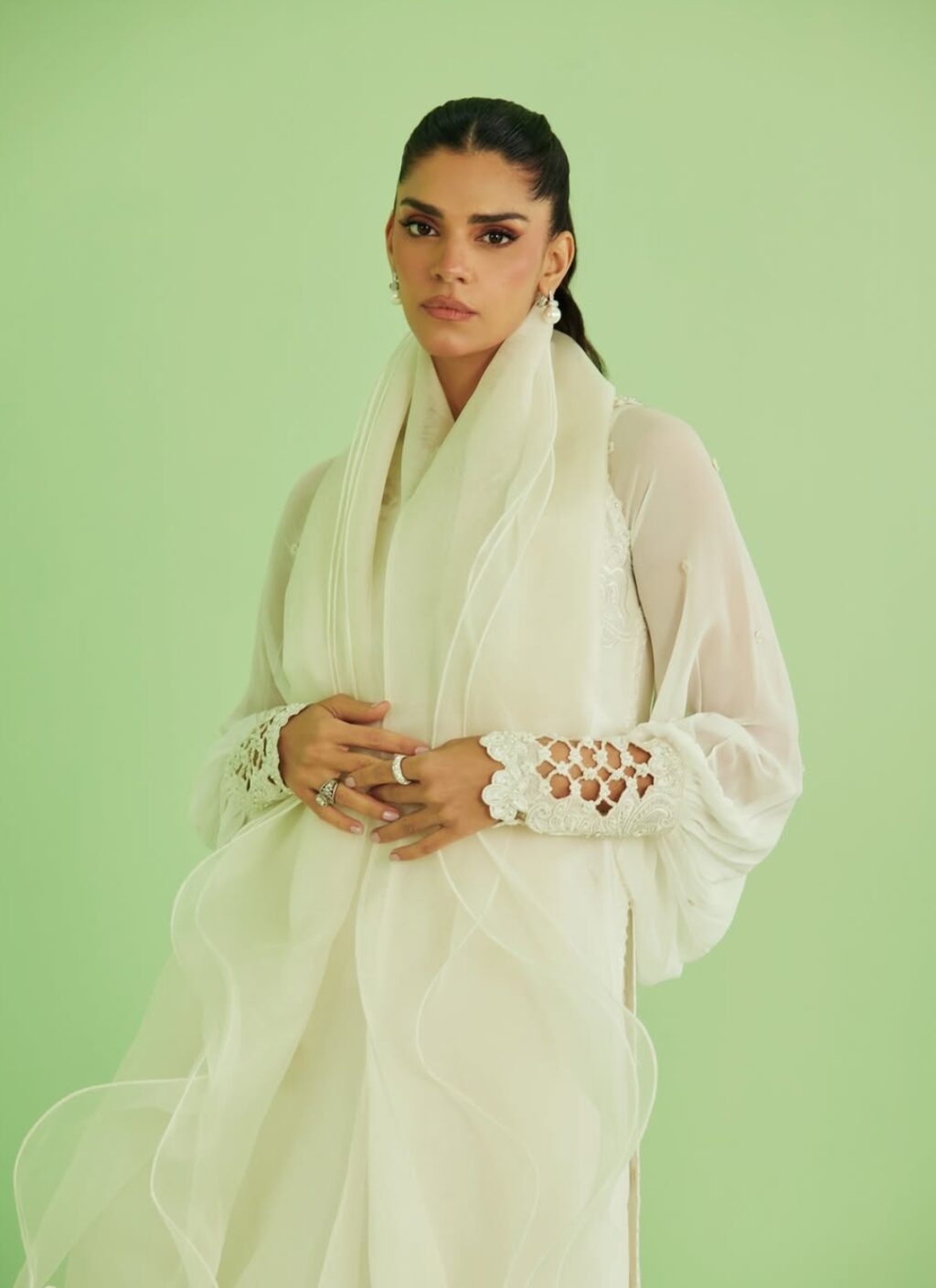 Emaad Irfani & Sanam Saeed Upcoming Drama Details