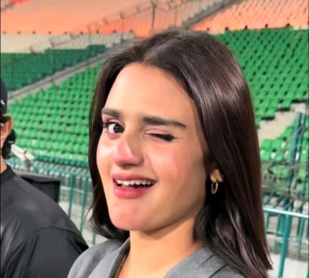 Hira Mani’s Take on Shar Pasand Ending & Farasat