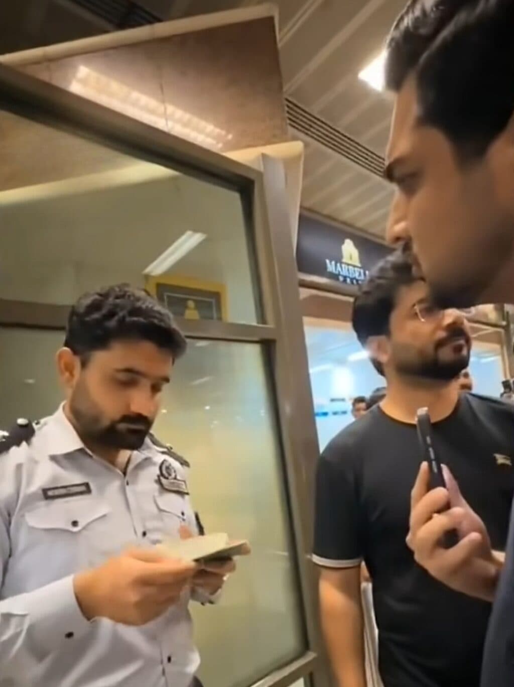Iqrar Ul Hassan’s Leaked Video Heavily Criticized
