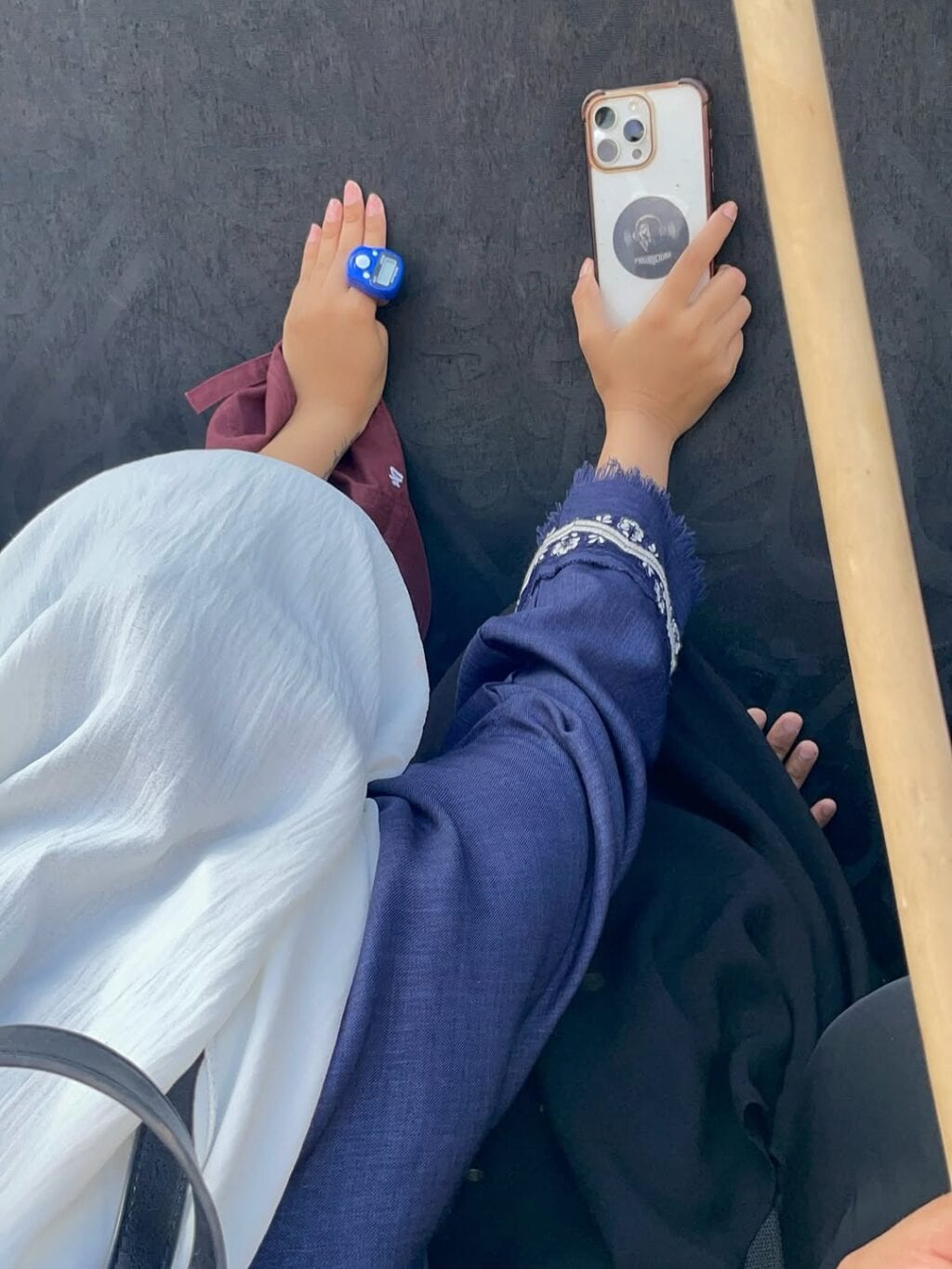 Sonya Hussyn Shares Memories from Her Umrah Trip