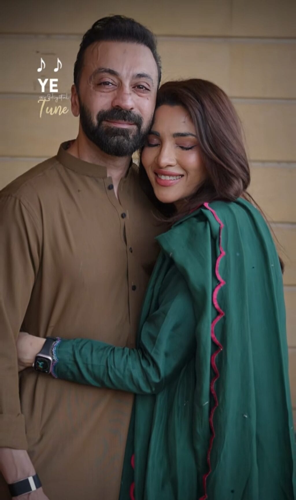 Zhalay Sarhadi Replies to Public Connecting Her to Fiza Ali’s Husband