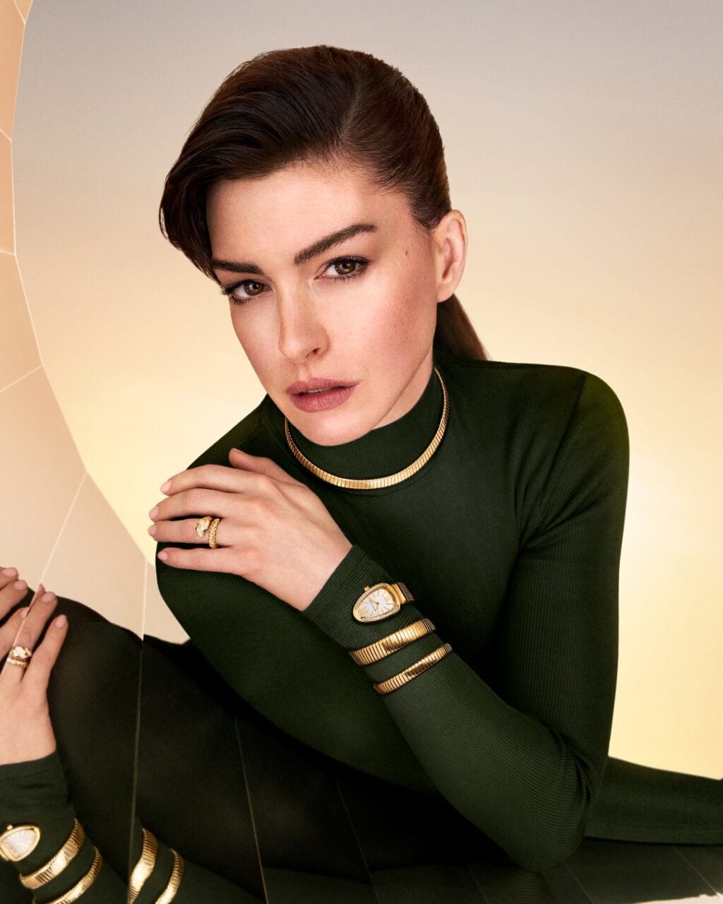 Hollywood Star Anne Hathaway Saying InshaAllah Goes Viral Hollywood Star Anne Hathaway Saying InshaAllah Goes Viral