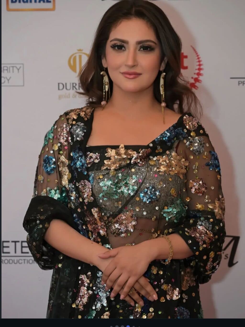Hiba Bukhari’s Bold Dressing At Bradford Event Goes Viral