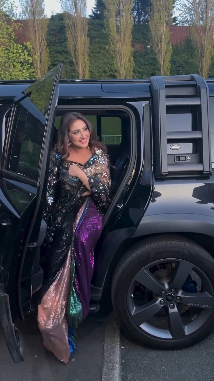 Hiba Bukhari's Bold Dressing At Bradford Event Goes Viral