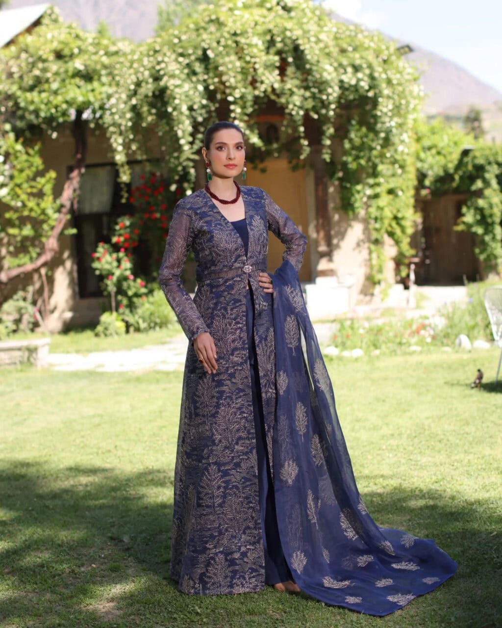 Saeeda Imtiaz Under Fire For Performing Hindu Aarti