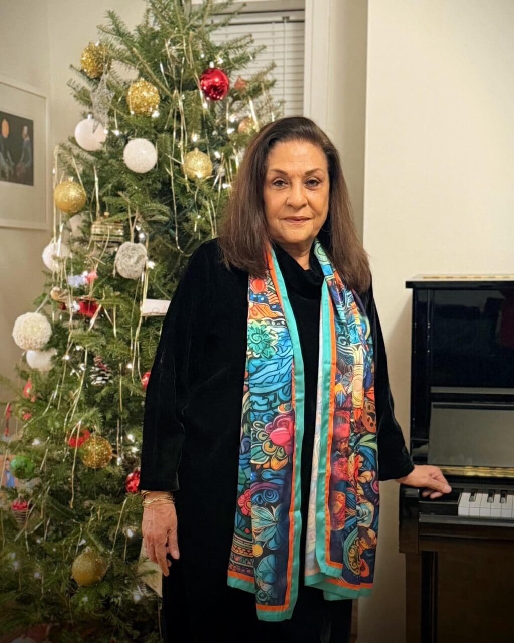 Fans Fall In Love With Samina Ahmed’s Beauty Shoot From 1973