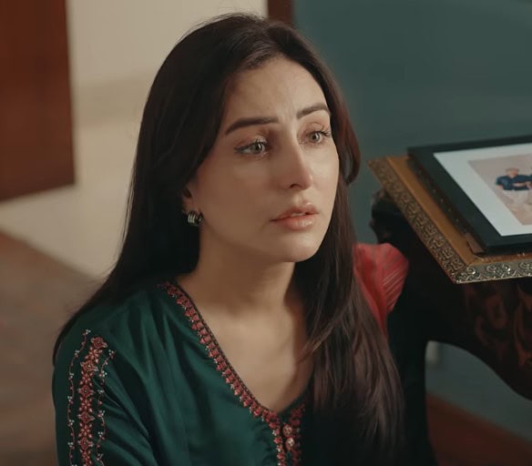 Savera Nadeem Leaves Audience Emotional In Sara Aapi