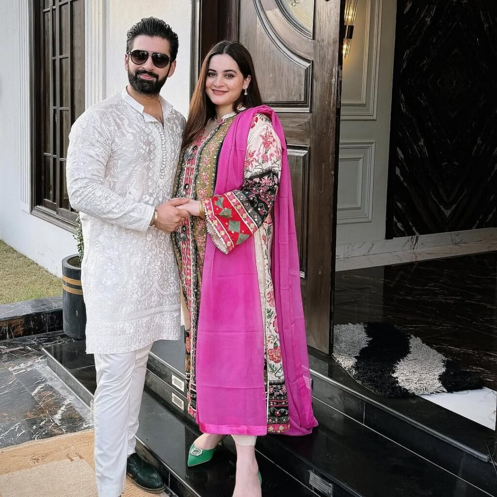 Aiman Khan and Muneeb Butt Eid Pictures with Daughters Aiman Khan Twinning With Eldest Daughter Amal Muneeb In Blue