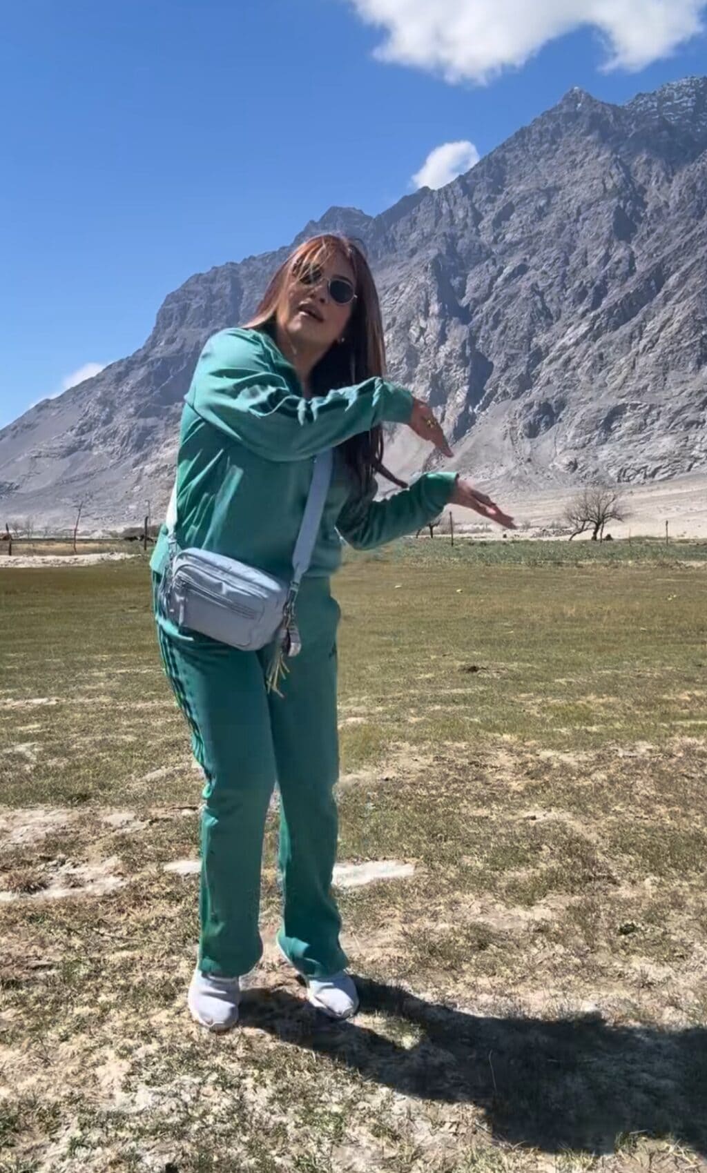 Amber Khan Claims She Is More Modern & Active Than Gen-Z