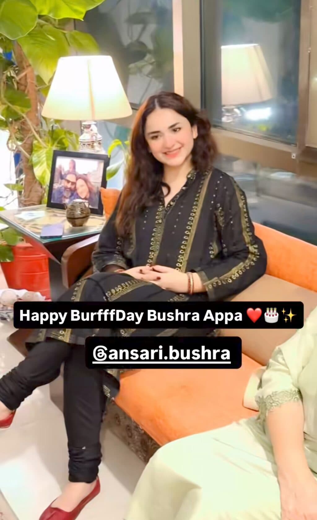 Bushra Ansari’s 70th Birthday Celebrations With Friends