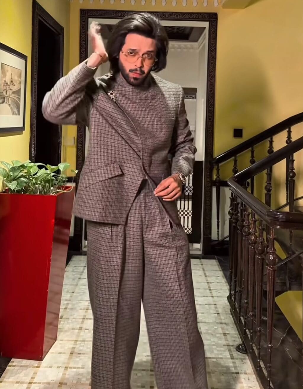 Fahad Mustafa's Recent Look Termed Chapri Fahad Mustafa’s Recent Look Termed Chapri