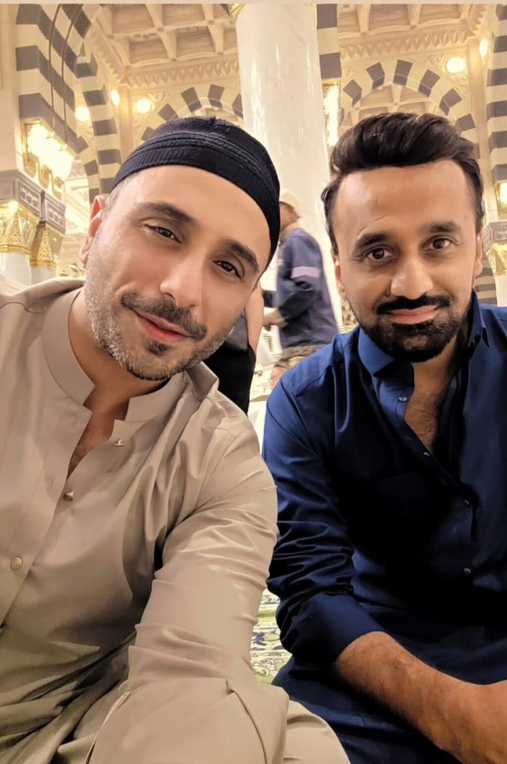 Pakistani Celebrities Performing Hajj in 2026