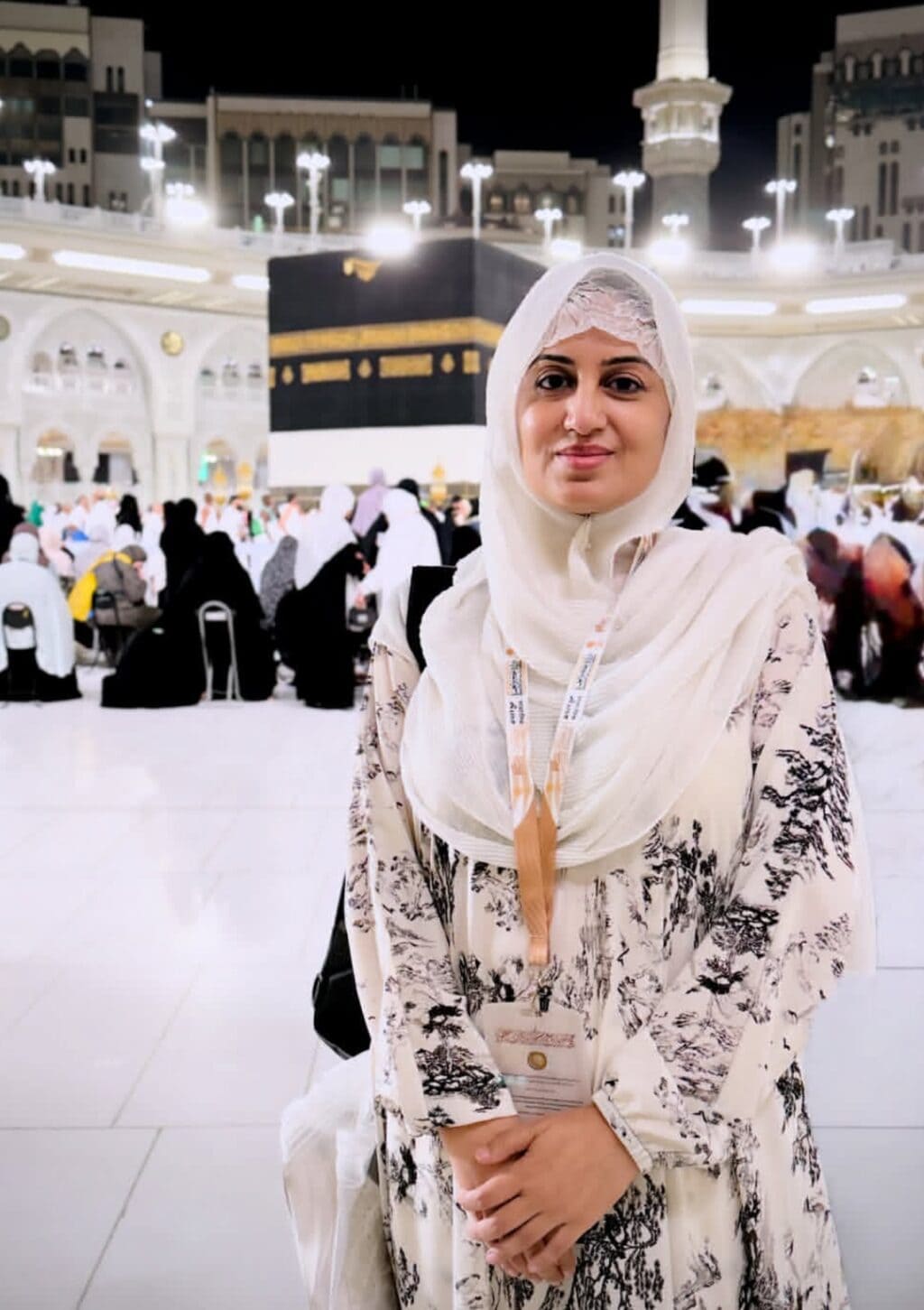 Pakistani Celebrities Performing Hajj in 2026