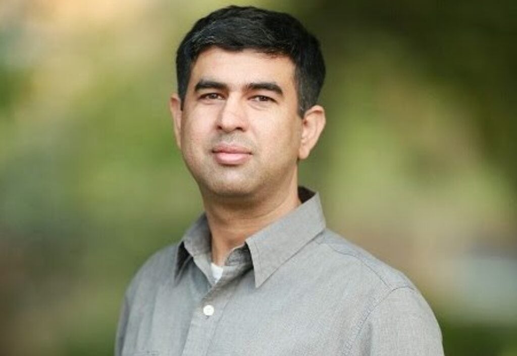 Naeem Hanif Exposes Top Pakistani Photographer Irfan Ahson