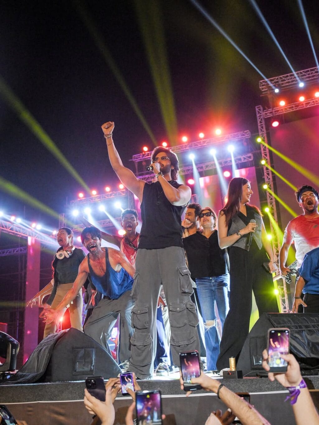 Mehwish Hayat & Fahad Mustafa’s New Pictures from Zombie Promotion