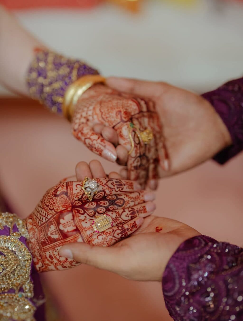 Momina Iqbal Mehndi Photoshoot