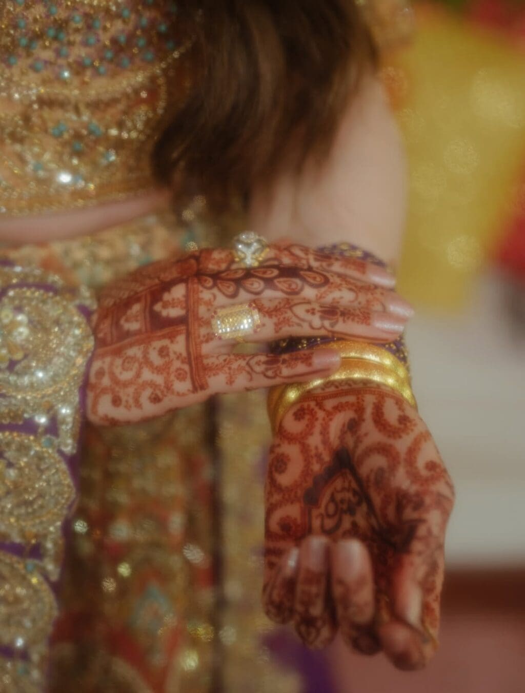 Momina Iqbal Mehndi Photoshoot